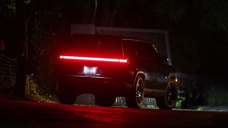 3e853a61553f4395b57e32d9d4f676a0_md 051724_ben_affleck_night_kal