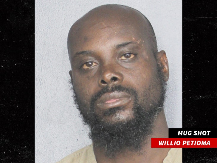 5226f3672e434bb0abb166cfcf8d8382_md Willio Petioma mug shot 1