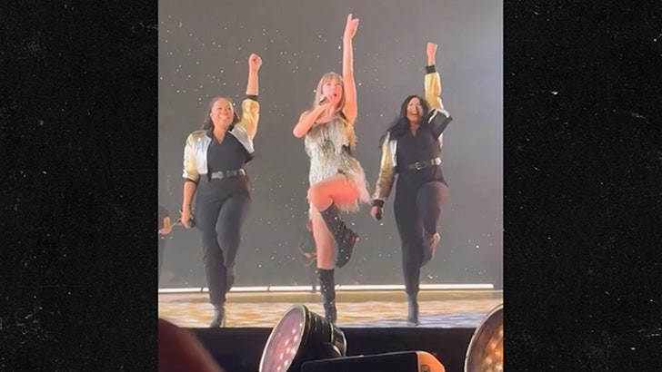 546bd0c91fe042028482f939e41bb87f_md 050924_taylor_swift_paris_kal