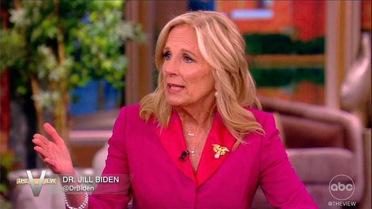 5669ce3b8e5547fd8ec27d85ea25bcd0_md 052924-jill-biden-kal