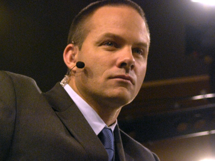 5d201fdd3c7e4d70adc2b7171a7ebd26_md Eric Wynalda_main_