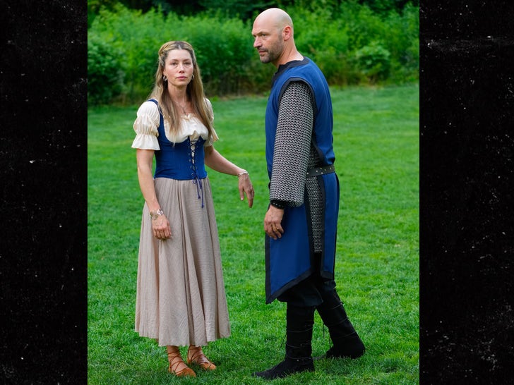 0618-Jessica-Biel-is-seen-filming-The-Better-Sister-Photos-primary-3