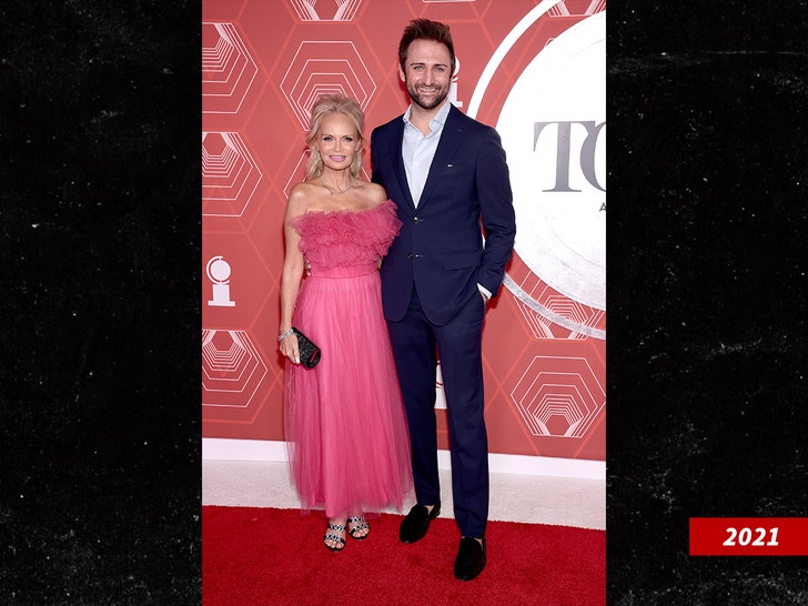 Kristin Chenoweth and Josh Bryant getty 1