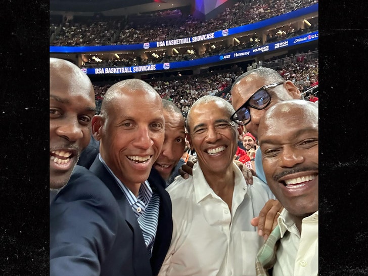 obama and usa basketball game insta 1