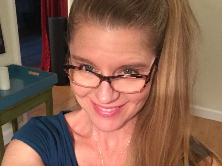 6fc5395c73fd41e881c012b0bea76ede_md sarah becker main