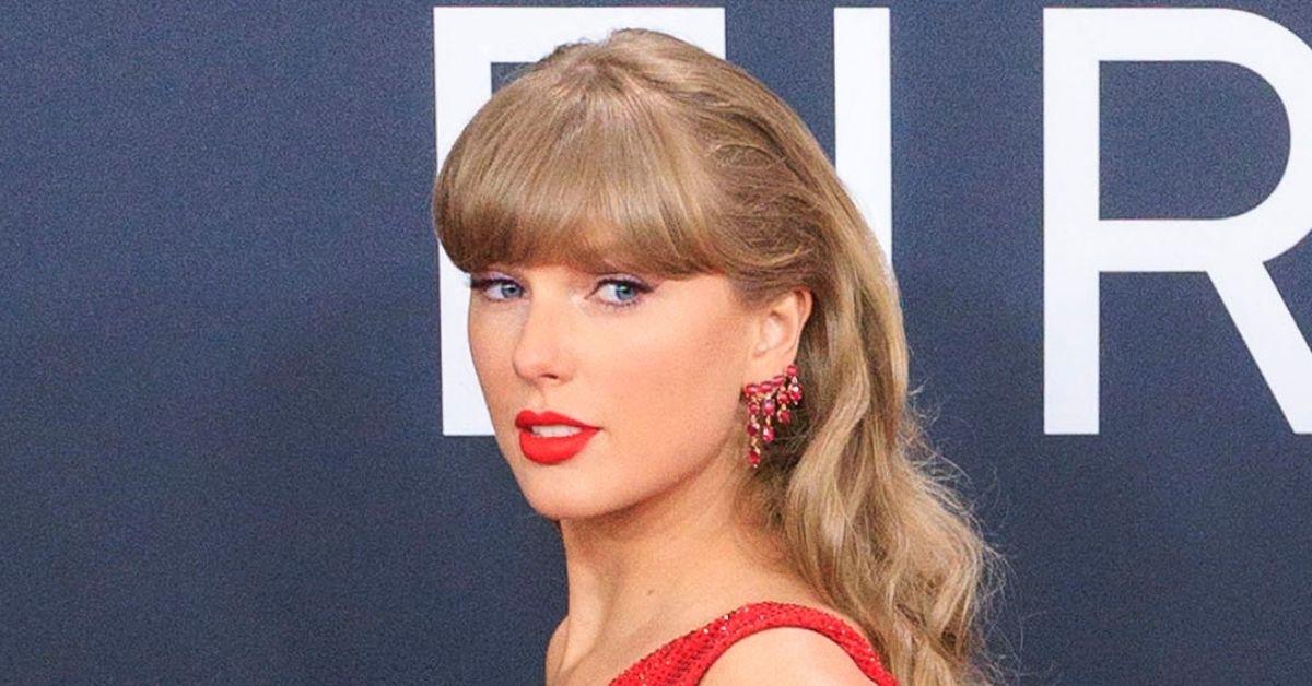 7-1764604928441 picture of Taylor Swift