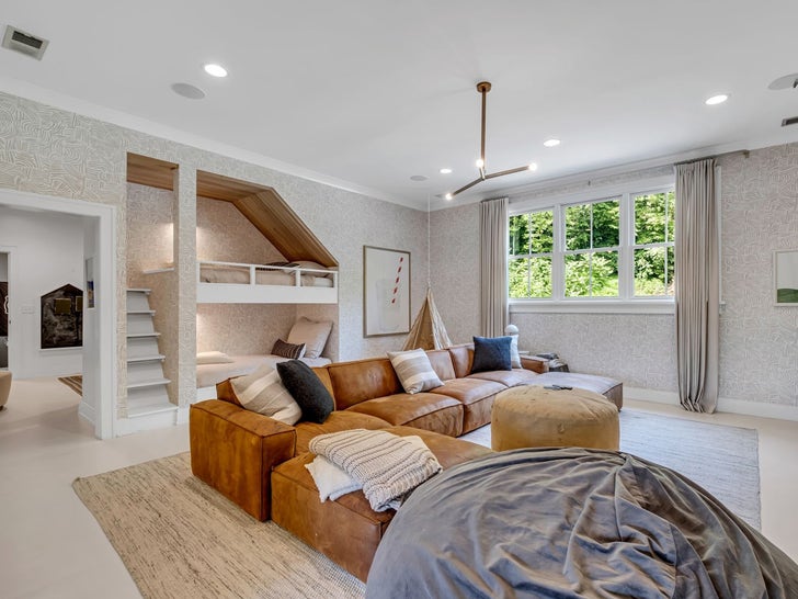 0606-Kristin-Cavallari-House-Tennessee-Ranch-Photos-primary-3