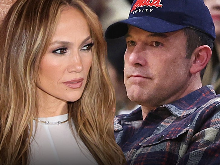 7221ddabf11f49e88eb0afdc5036d473_md Jennifer Lopez Ben Affleck Main