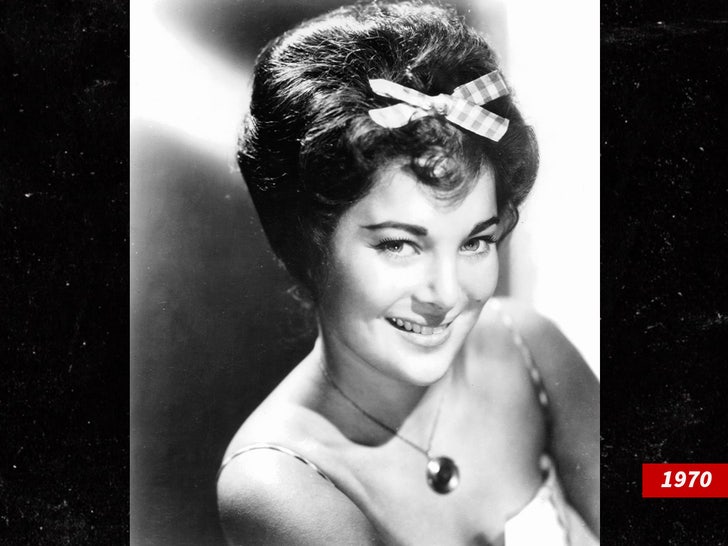 72c474f9da364281a7eafe2e29699c0c_md carol connors sub