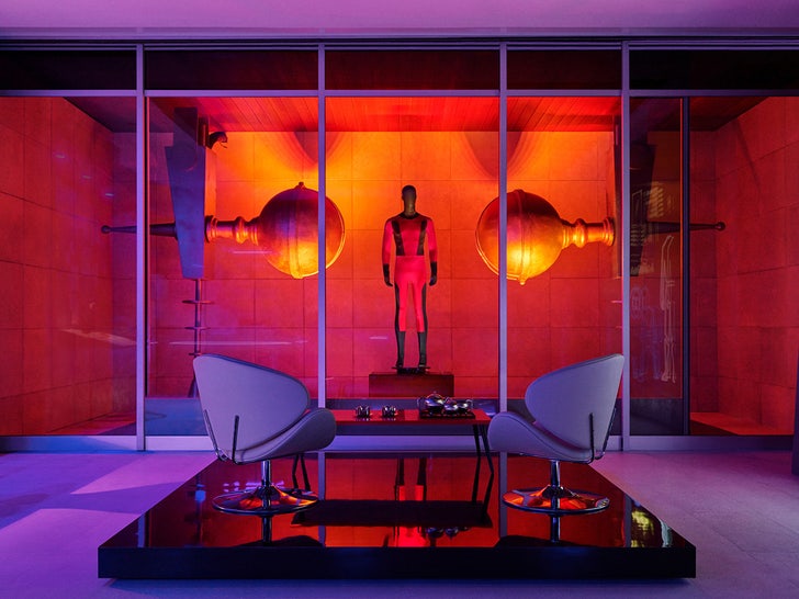 AirBnB Incredibles House breakout 3