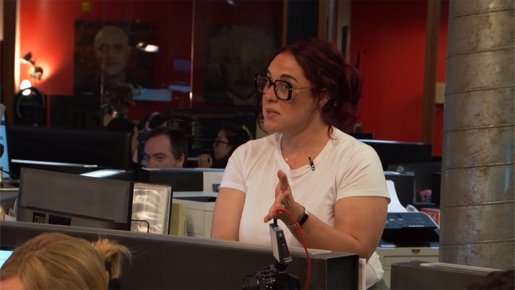 78a8088432784c28bacf1f77e121f5f3_md 051624_tv_clips_taylor_travis_lake_como.01_01_26_17.Still001