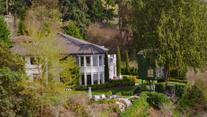 7c71205d876f495b9c6256733518dd01_md 051624_905_shoreland_dr-kal