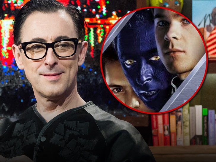 7d89b5f03b9341aa8cad58ee83ef1084_md alan cumming x2