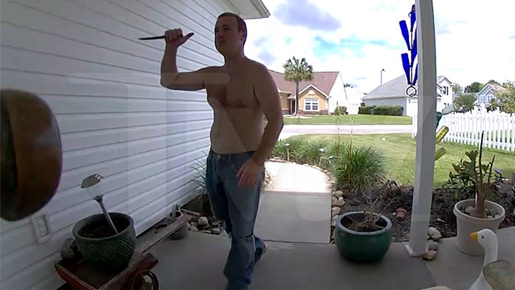 061024_tom_guiry_knife_kal