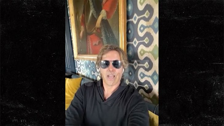 816890a64301412aa58455b9065b27a3_md 051724-greg-sestero-megalopolis-the-room-kal