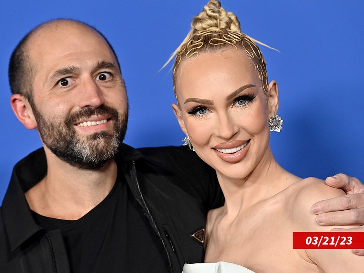 82120fd3523a47fb87a379adc55cade5_md Christine Quinn Christian Dumonetet