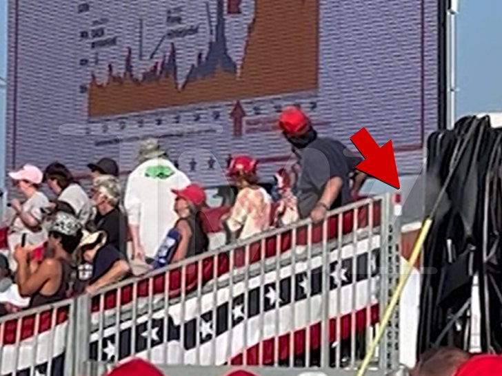 071724-trump-rally-bleachers-shots-1-arrow