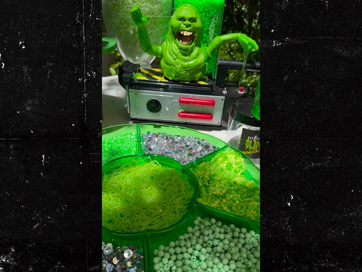 051224-kim-k-ghostbusters-candy-primary