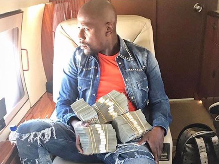 Floyd Mayweather Living Large