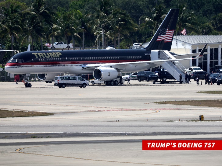 donald trump boeing plane