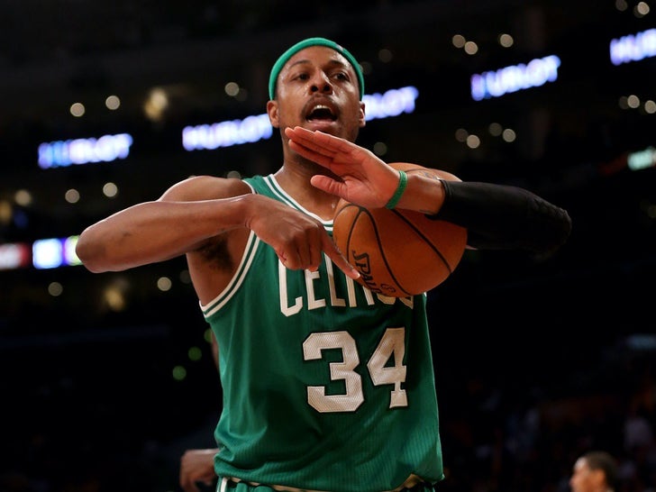 Paul Pierce On The Court