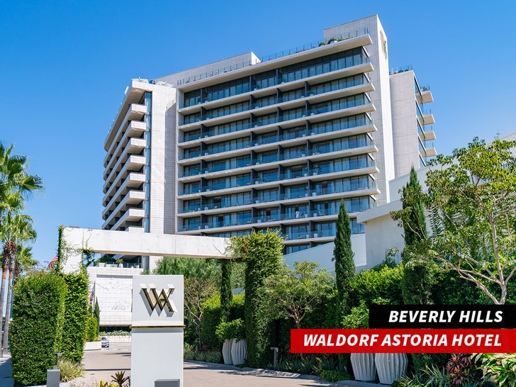 waldorf hotel exterior sub