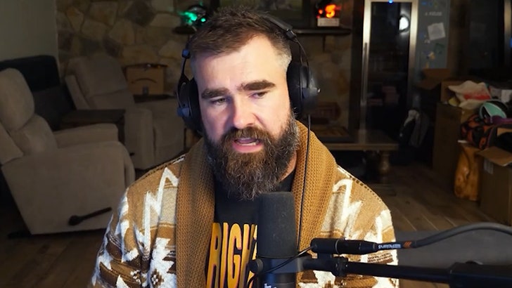 95c7a10d2e574b0da623777bdec38911_md-2 052924_jason_kelce_kal