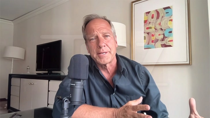 98a37fd955ce43b593ac2a9c30cbf5c7_md 070224-mike-rowe-pretape-kal