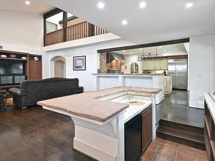 0611-richard-pryor-house-primary-2