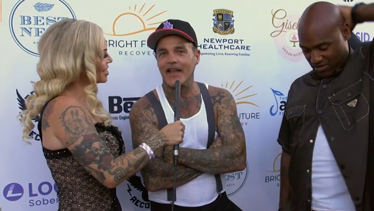 9d47607374fc4ee0bf845fb6188cc1f4_md Seth Binzer