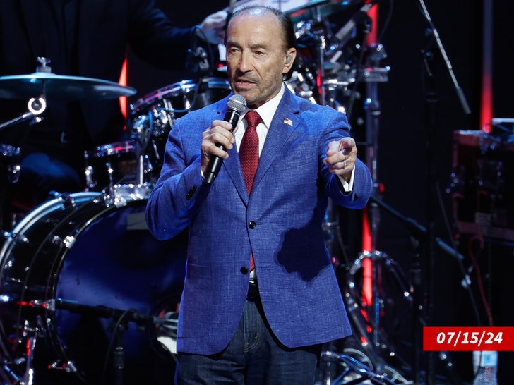 071624 lee greenwood convention sub getty
