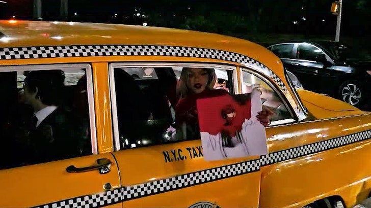 a648e8546163483cbdf4367dcaf5ce96_md 051324_rihanna_asap_rocky_kal