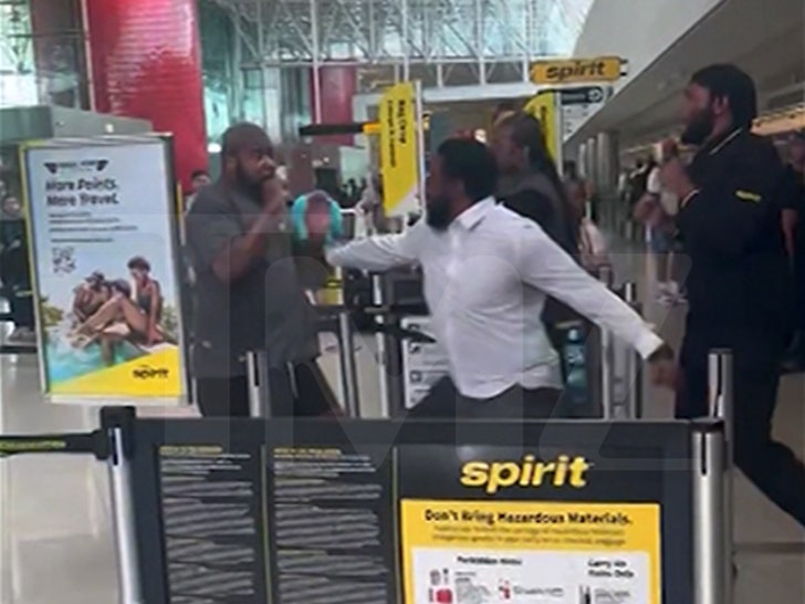 053124_spirit_airlines_fligt-sg1