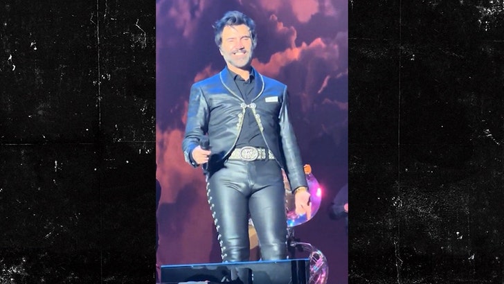 060424_alejandro_fernandez_kal