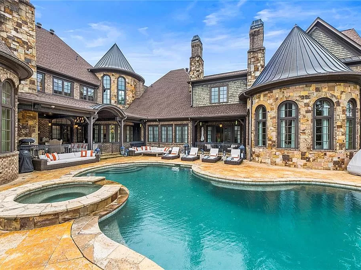 Kim Zolciak And Kroy Biermann's Georgia Home