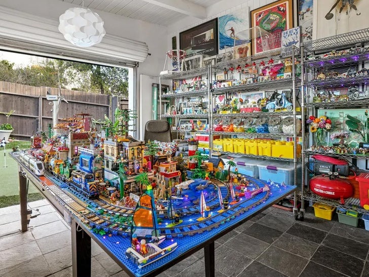 ad54225648a446ecb58a6d0e32730674_md 0618-Stilt-Home-From-Heat-For-Sale-SUB