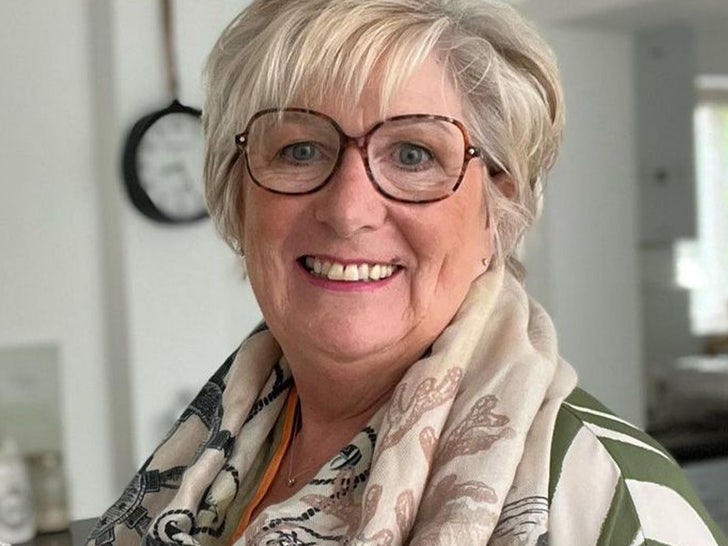 Remembering Dawn Hollyoak