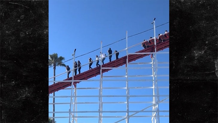 062424_rollercoaster_evacuation_kal