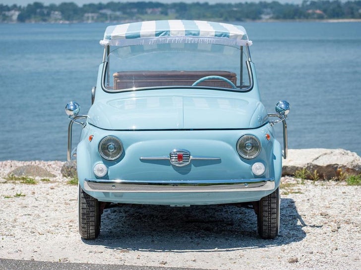 0606-Sydney-Sweeney-1973-Fiat-Jolly-primary-4