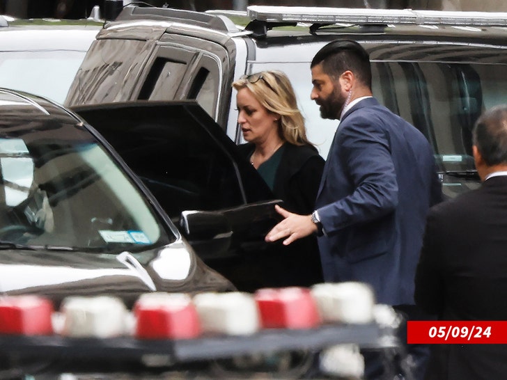 stormy daniels leaving court