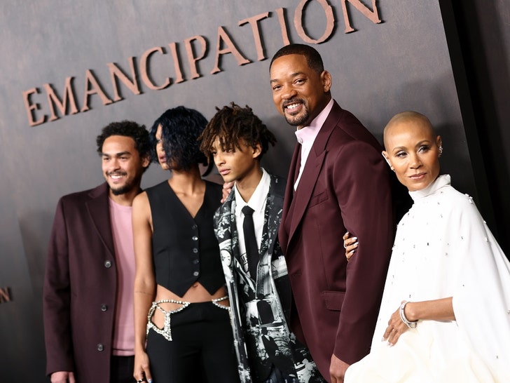 Will Smith & Jada Pinkett Smith -- Family Photos