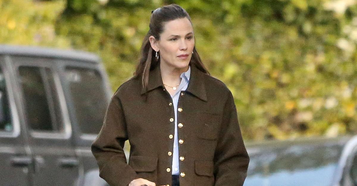 ben-afflecks-sex-life-achilles-heel-revealed-after-he-spends-thanksgiving-with-ex-jennifer-garner-4-1764604917530 Photo of Jennifer Garner