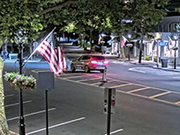 061824-justin-timberlake-car-driving-primary-v3