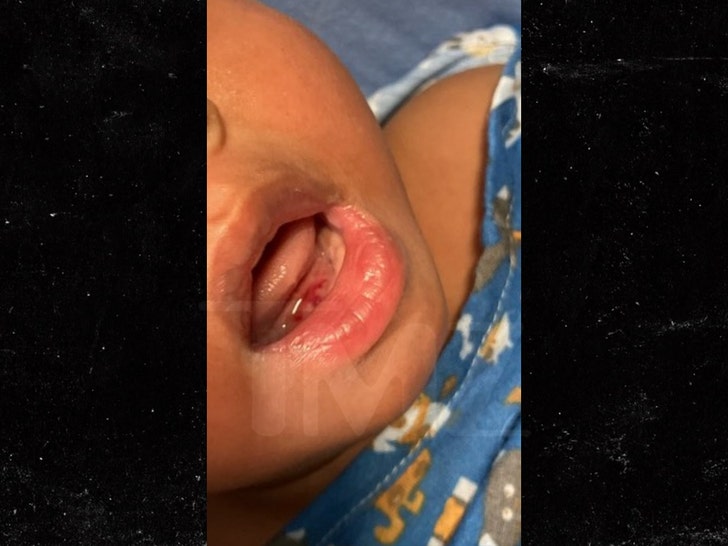 c3bc31a0e34145c59923777397a0228b_md Kimberly Hopson and child WCP Communications