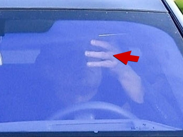 c718175462d341e08f3e6d6113b8faba_md Ben Affleck No Ring Breakout 2