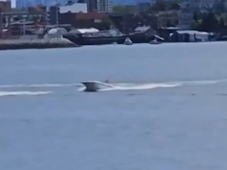 061024-plane-hits-boat-after-primary