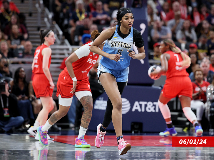 caitlin clark angel reese