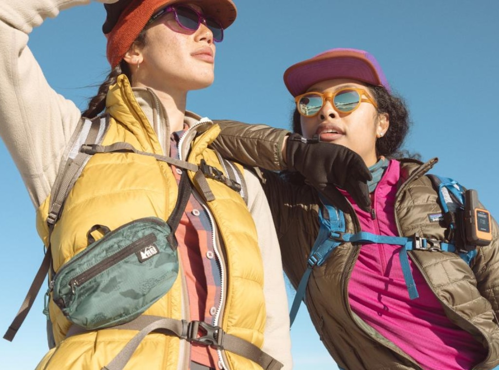 shop_rei cyber week sale_hero