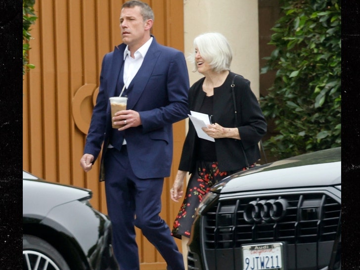 ben affleck graduation