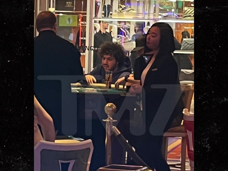 Benny Blanco with Mom at Wynn Las Vegas 4